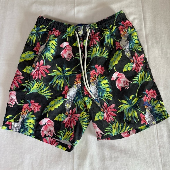 Tommy Bahama Swim Trunk Size Small Naples Monstera Paradise Parrot Floral Print - Picture 1 of 6